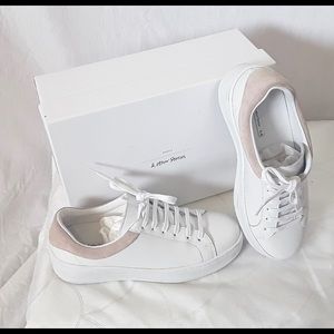 & Other Stories white sneakers w/ blush suede trim